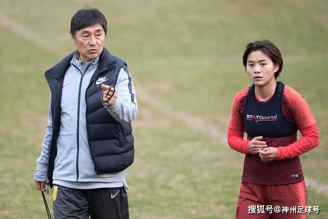 亚运男足最新积分：朝鲜暂时领先伊朗，中国队与阿联酋平局